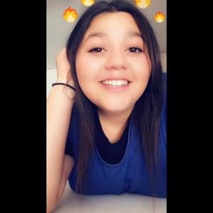 Meet your Posher, Alexia